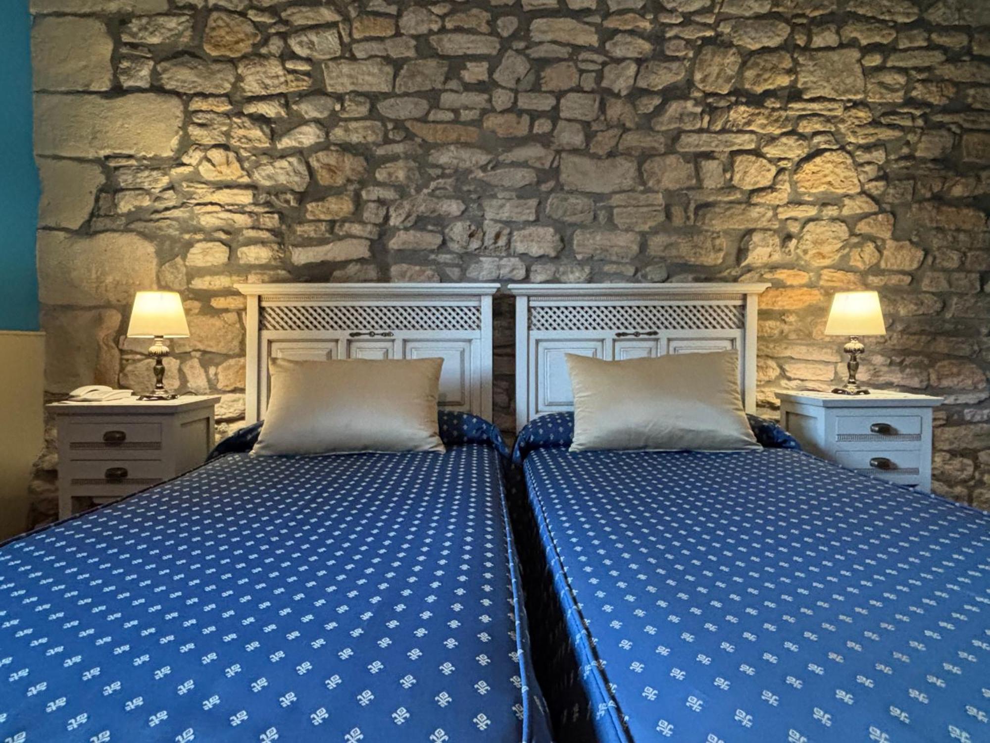 Hotel Casona Los Caballeros Santillana del Mar Luaran gambar