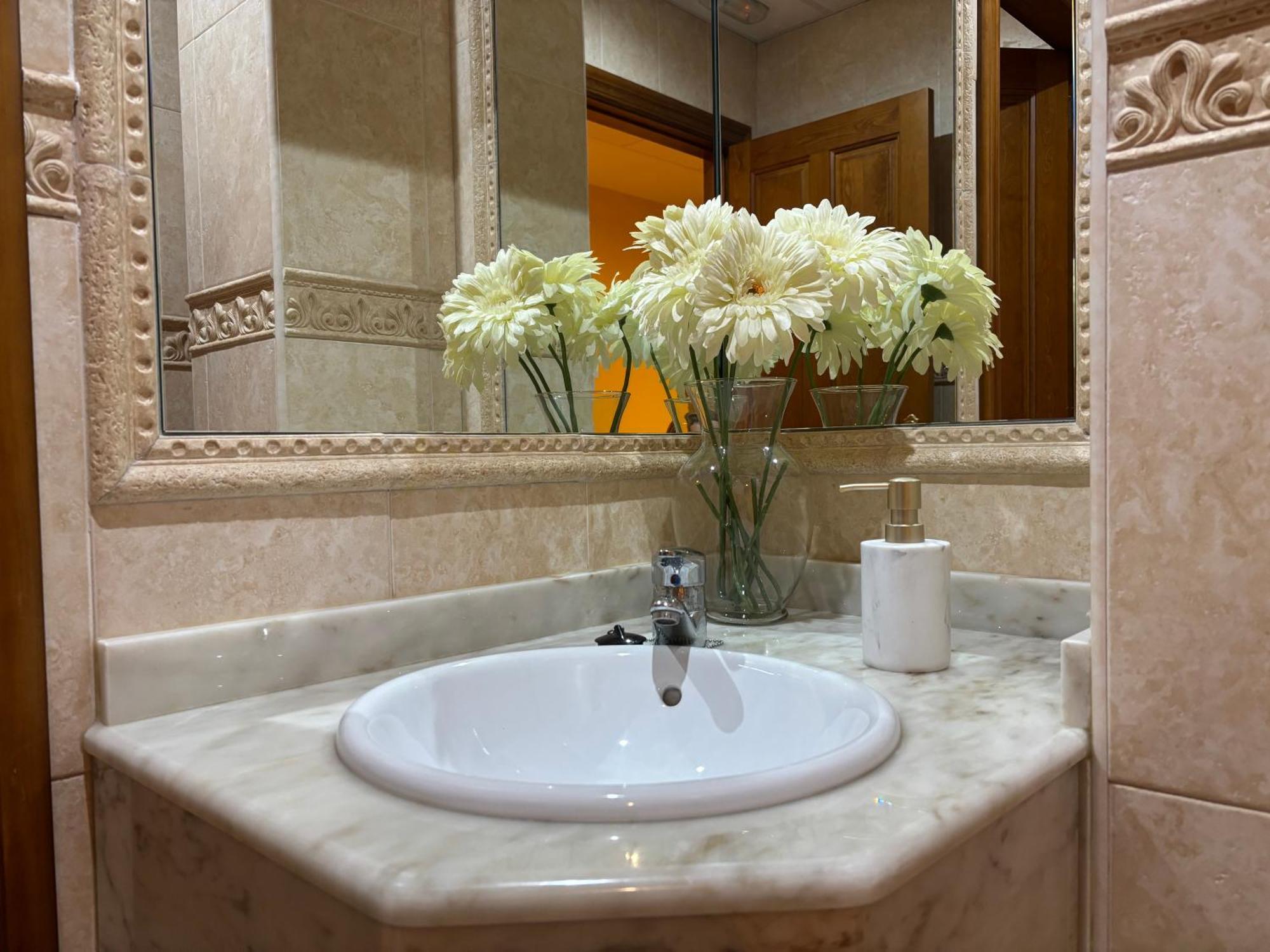Hotel Casona Los Caballeros Santillana del Mar Luaran gambar